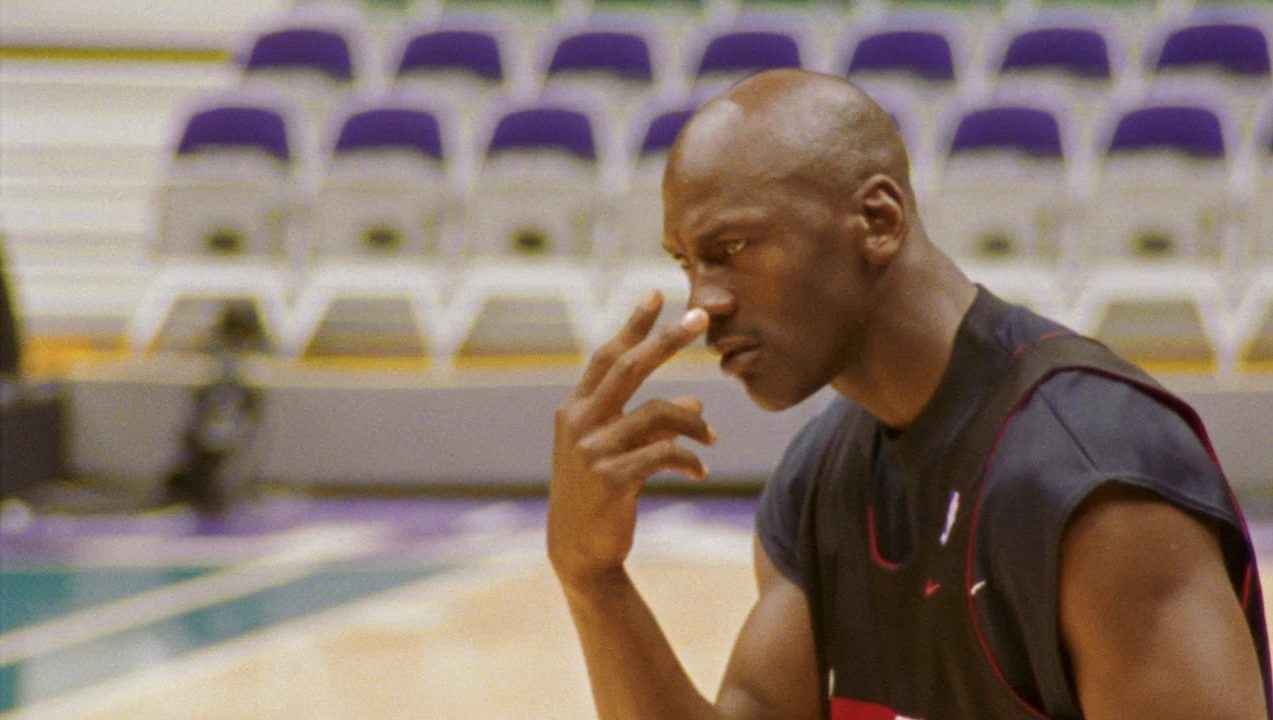 Michael Jordan Telling His Teammates to Focus